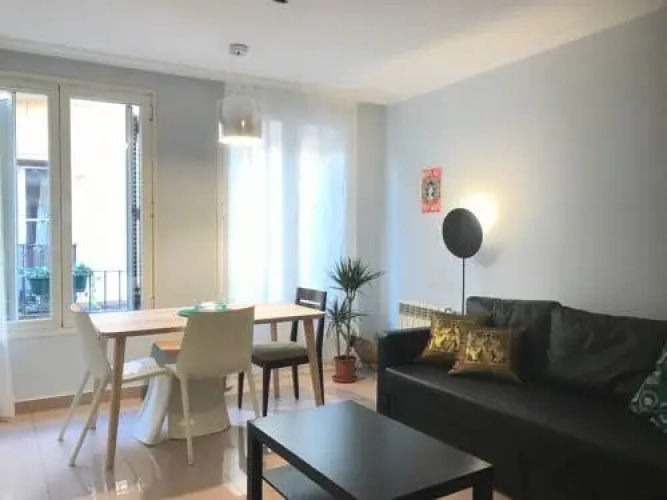 Room Gran Vía Apartments