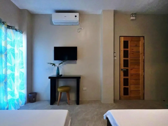 Classic Quadruple room