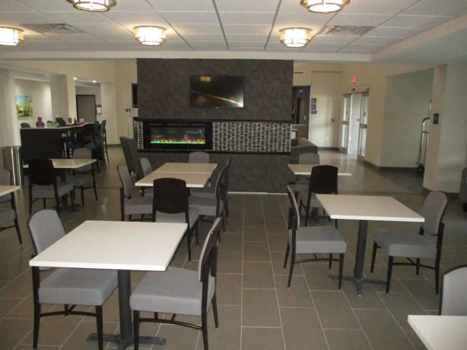 Best Western Plus Mcpherson photo 23