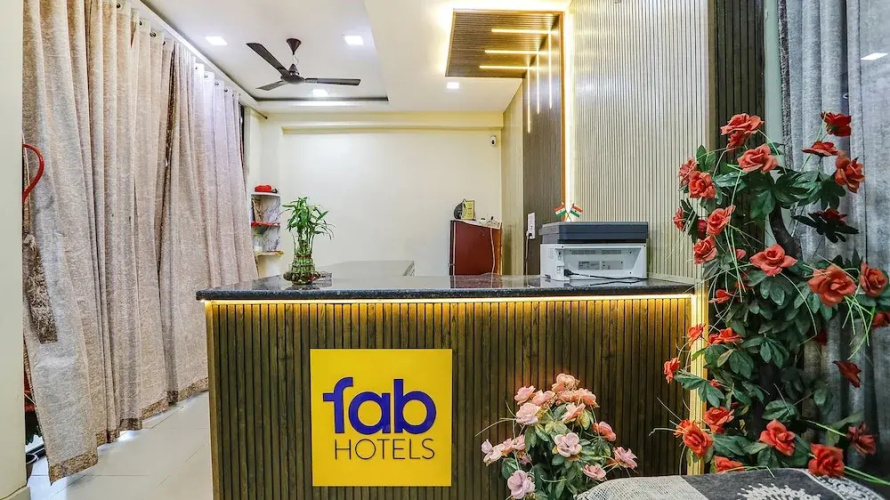 Fabhotel Royal Inn Ii
