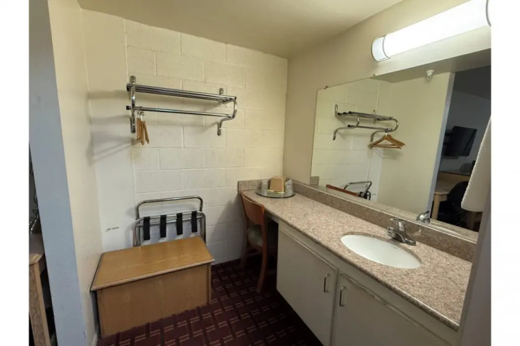 New Budget Inn
