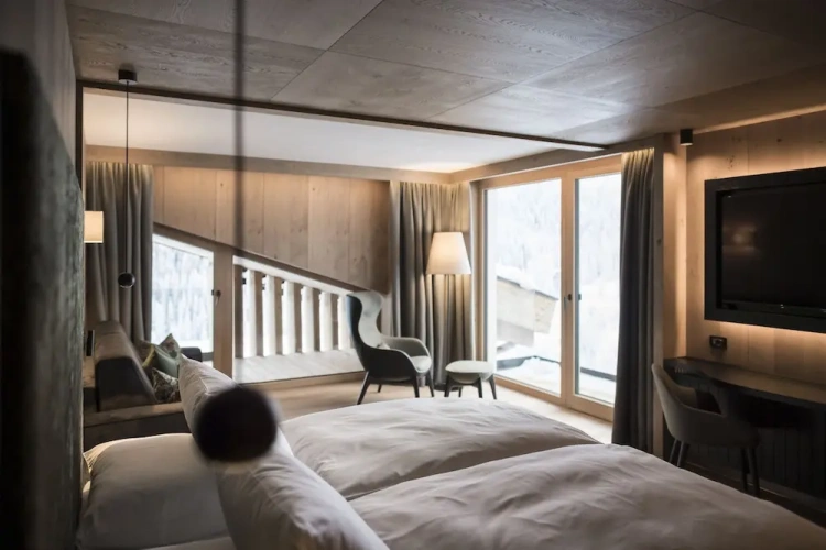 Executive Suite with balcony