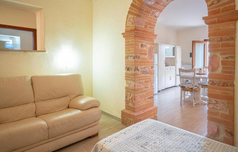 Flora House 3
