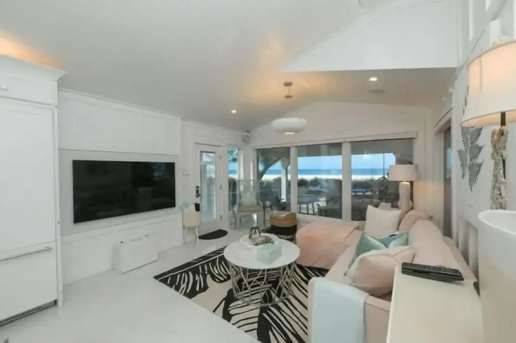 2216 Gulf Dr 1 Bedroom Home