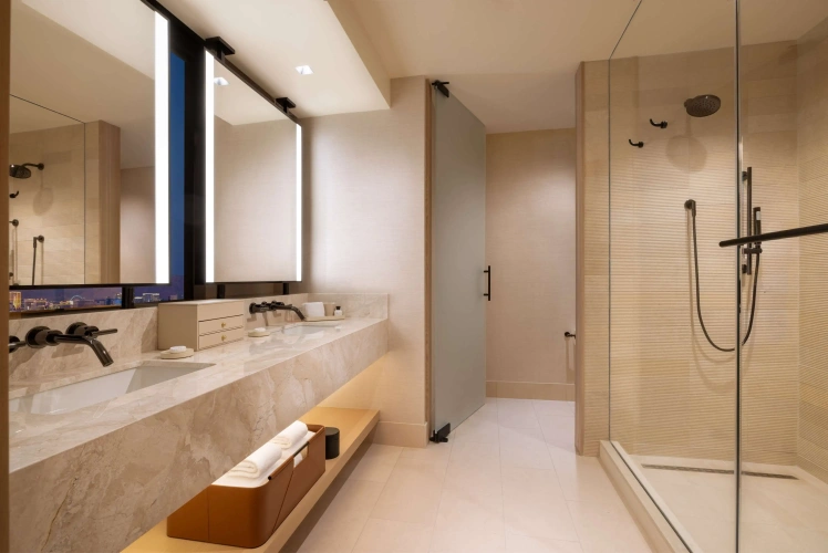 Double Suite