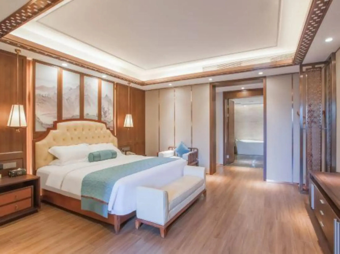 Cuiping Mountain Hotel