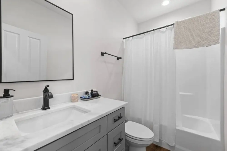 2 Bedrooms Luxury Cottage