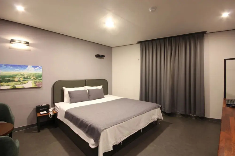Dinos Hotel