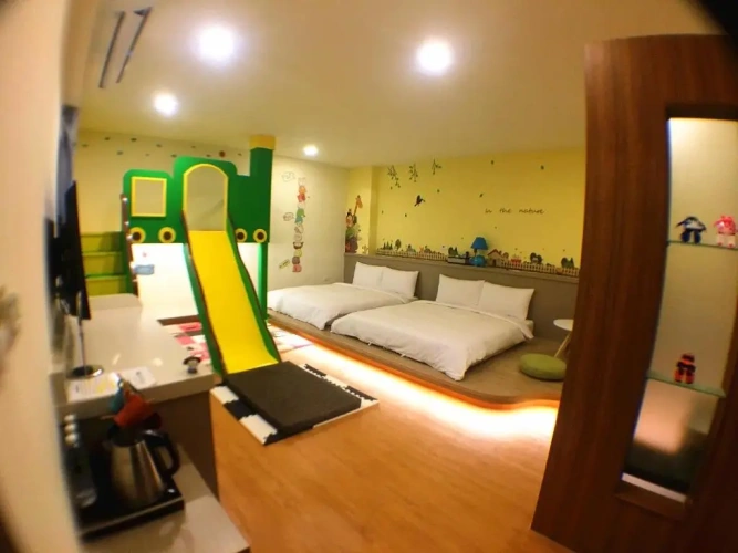 Standard Family room