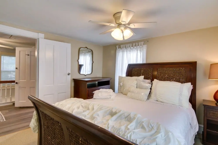3 Bedrooms Cottage