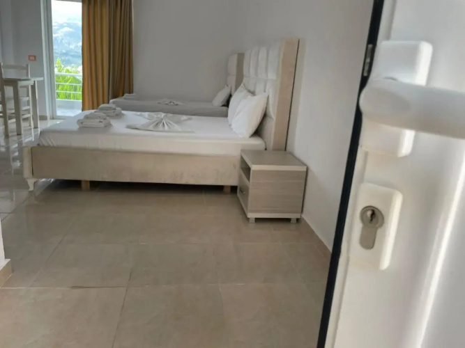 Nefelis Rooms
