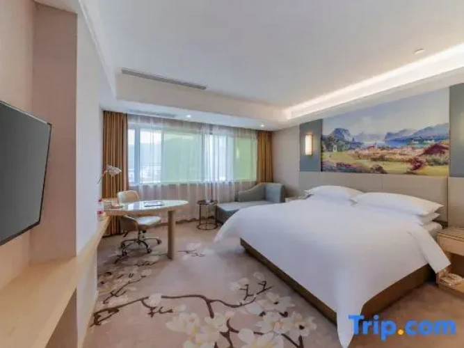 Deluxe Double Suite