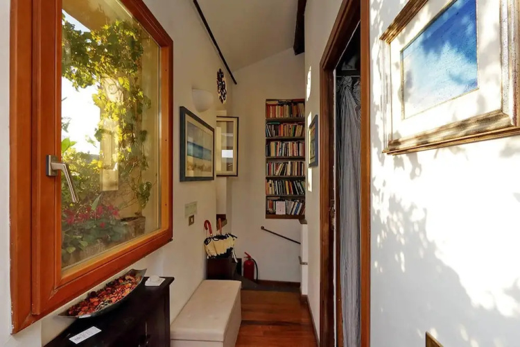 Piazza Mattei Terrace Apartment