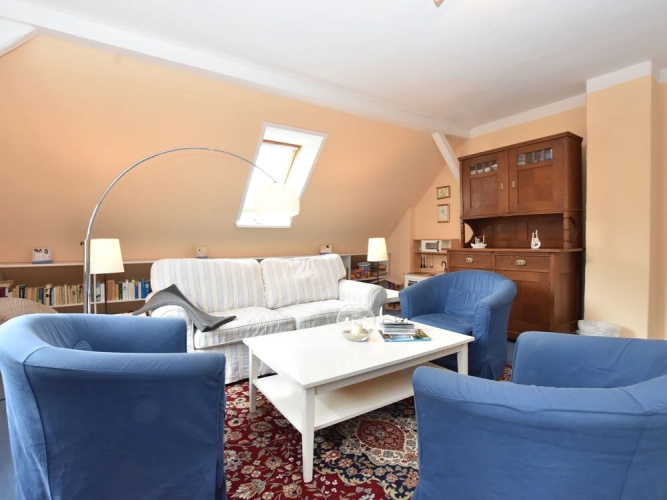 Child-friendly Seaside Apartment in Wittenbeck
