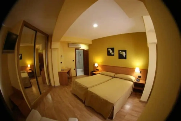 Standard Double room with river view