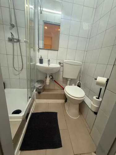Modern 1BR Apt Central Privacy