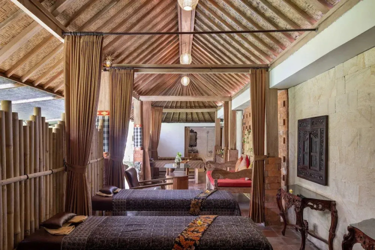 Kailash Suite by GenuineHost