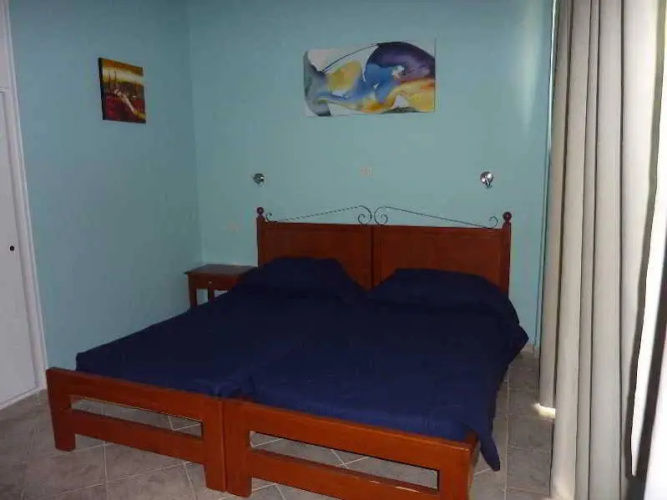 Penelope Suites
