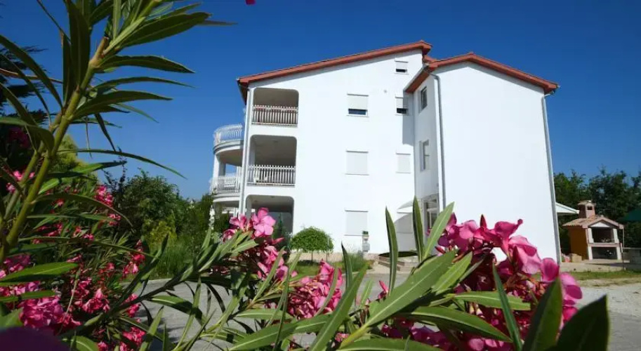 Apartments Desiree