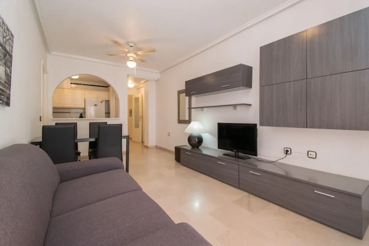 3 Bedrooms Apartment with balcony and beachfront