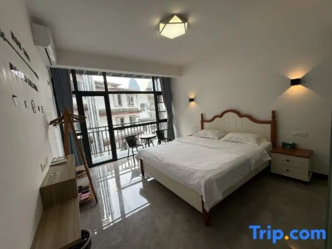 2 Bedrooms Suite