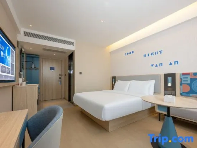 Standard Double room with view