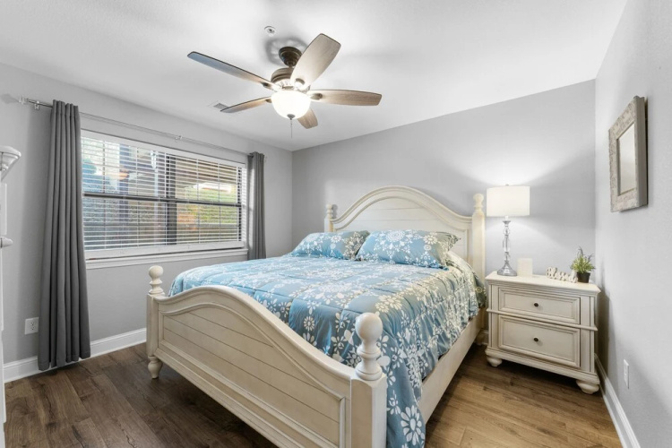 Swanky Sanctuary 2 Bedroom Condo by RedAwning