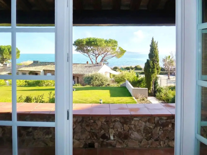 Studio in Sainte-maxime, With Wonderful sea View, Pool Access and Encl