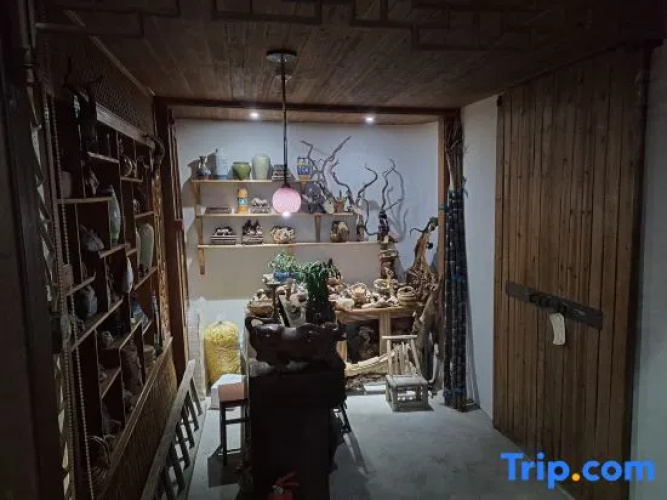 Zhuxianju Hostel