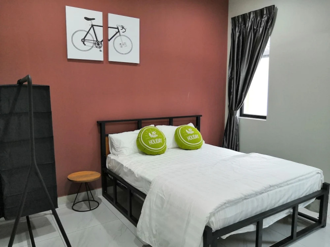RE - Roomy Stay