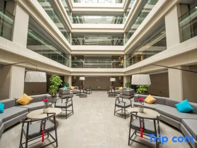 Dongfang Ruyi Hotel