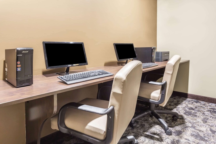 Microtel Inn & Suites By Wyndham Timmins photo 19