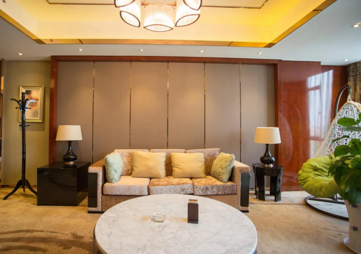 Lanxi Xingmao Resort Hotel