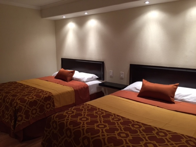 Deluxe Double Suite