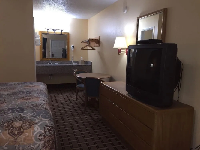 Countryside Inn
