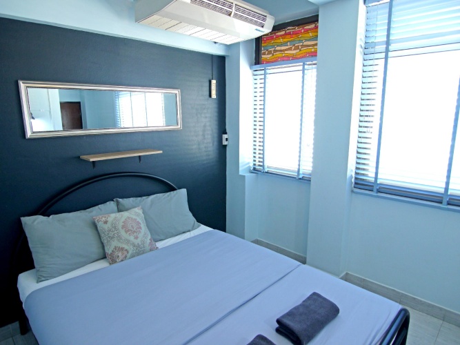 Economy room