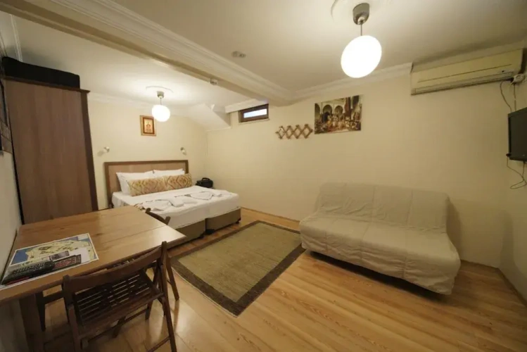 Economy Double Studio