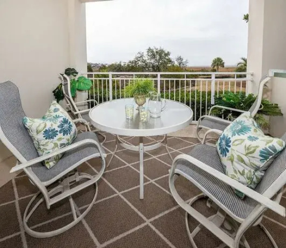 Windward Point Condominiums