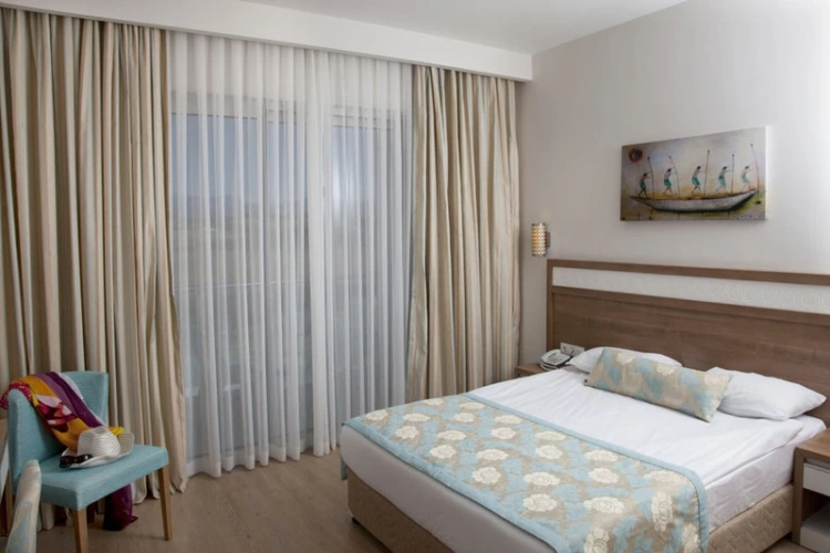 Standard Large room