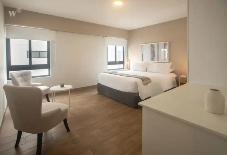 w High Ceiling and Classy 2BR in Miraflores