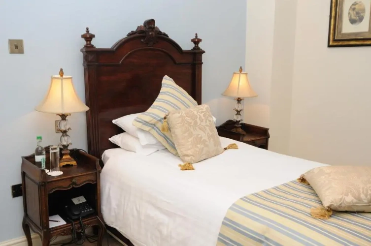 Classic Single room