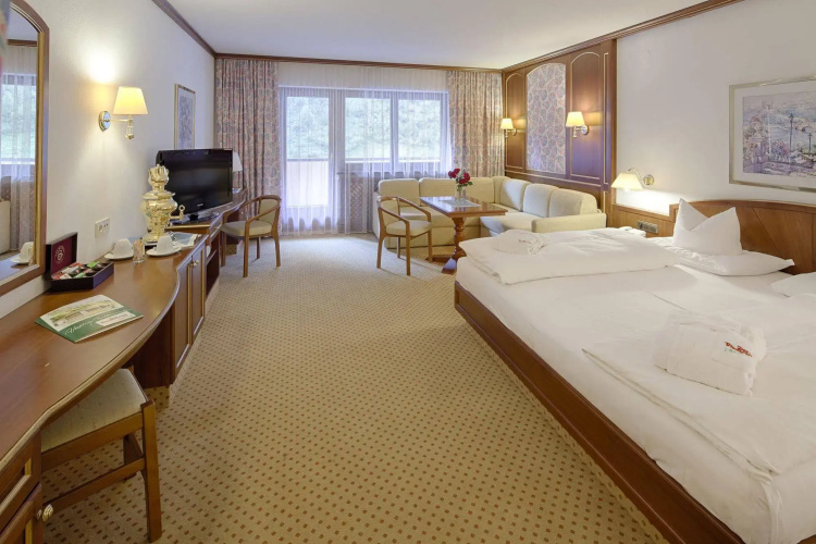 VALARA Alpine Art Hotel