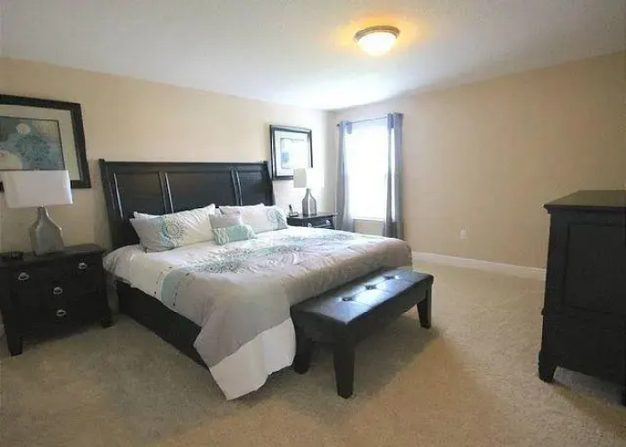 Oakview Drive House
