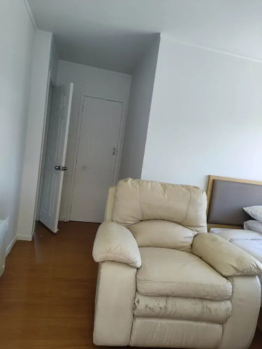 Small 2 bedroom flat 7a Rangiatea Road