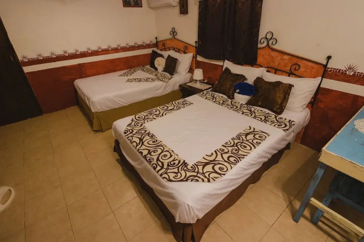Antigua Lodge