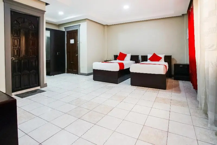 OYO 192 Tcc Condo-Hostel