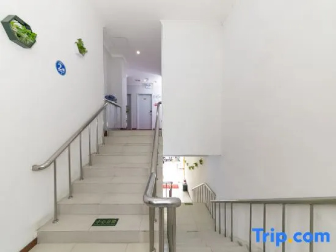 Chunxin Hostel
