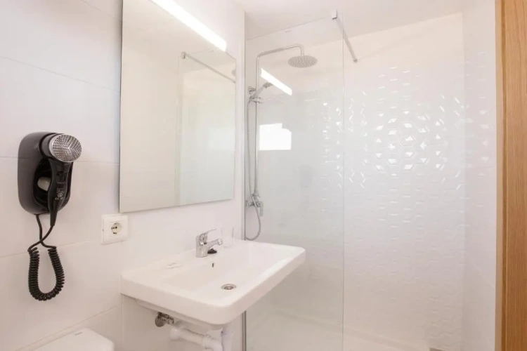 Standard Single room with sea view