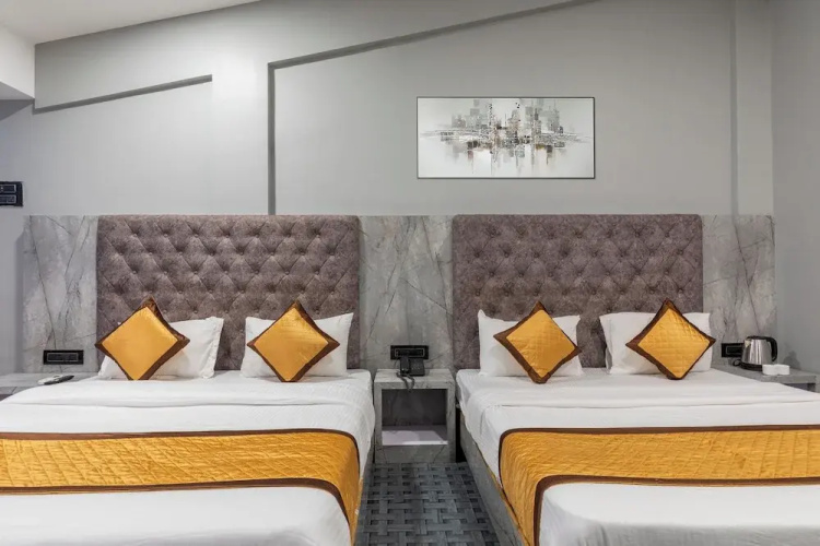 De Classico Hotel - Lokhandwala