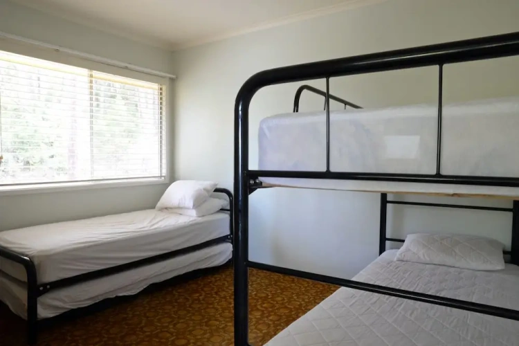 2 Bedrooms Chalet